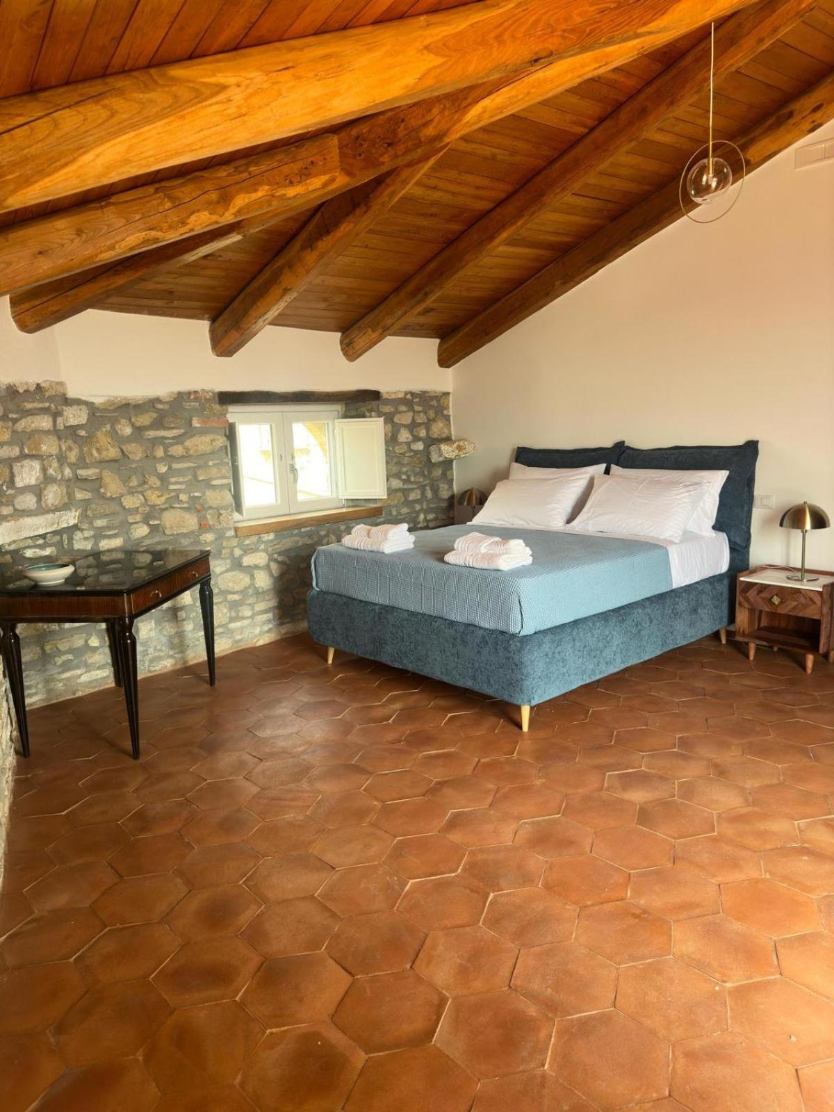 La Mansarda Bed & Breakfast Castellabate Ngoại thất bức ảnh