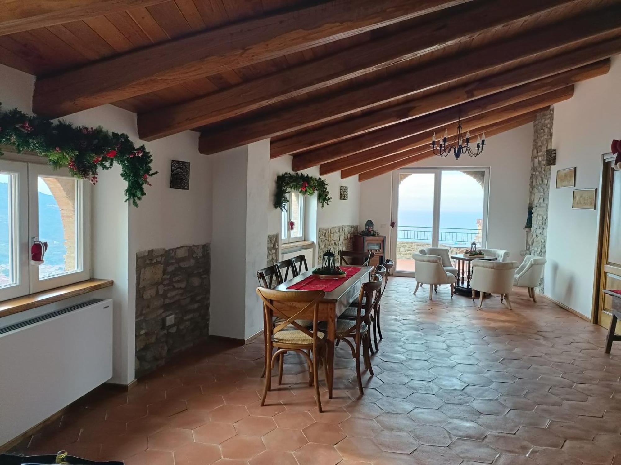 La Mansarda Bed & Breakfast Castellabate Ngoại thất bức ảnh